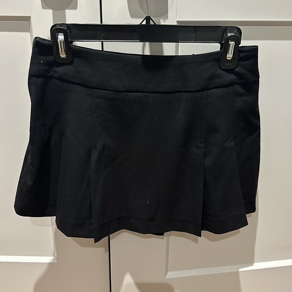 Black XS skirt from Zara - Picture 2 of 3